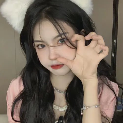 女玩家喜迎春